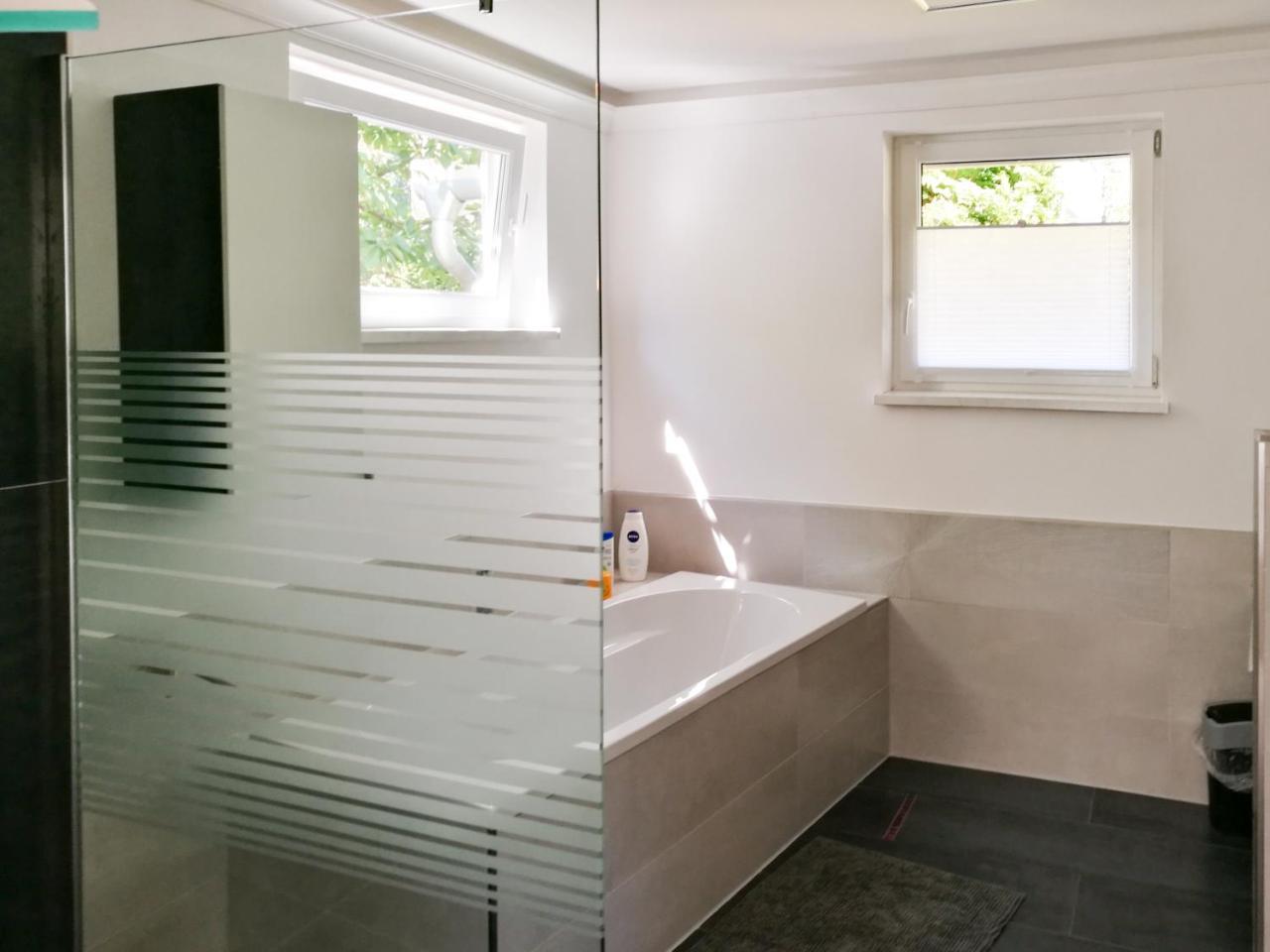 Ferienhaus Goermer Mit Wasserbett Schmölln Exterior foto